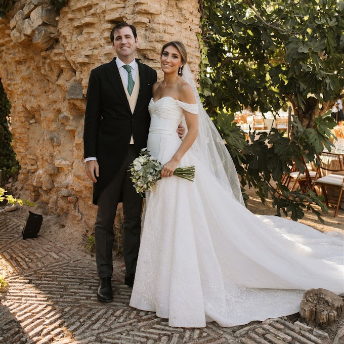 Un vestido de novia transformable y con cola de tres metros para Alejandra y su boda en Toledo