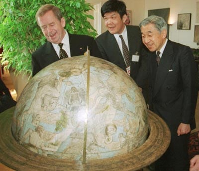 Los Emperadores de Japón visitan de nuevo el viejo continente