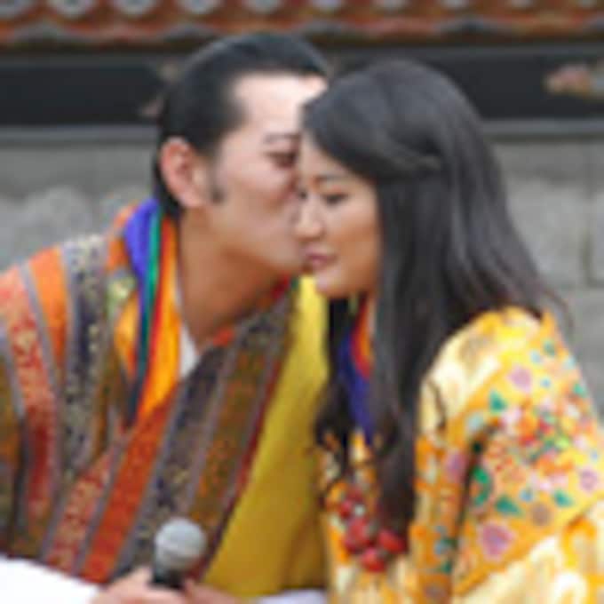 Boda real de Bután: Un beso y una declaración de amor ponen fin a las consolidadas costumbres del país