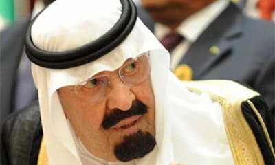 El rey de Arabia Saudí, hospitalizado e intubado por una neumonía
