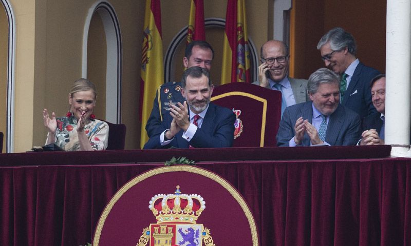 Felipe VI preside su primera Corrida de la Beneficencia desde que es Rey