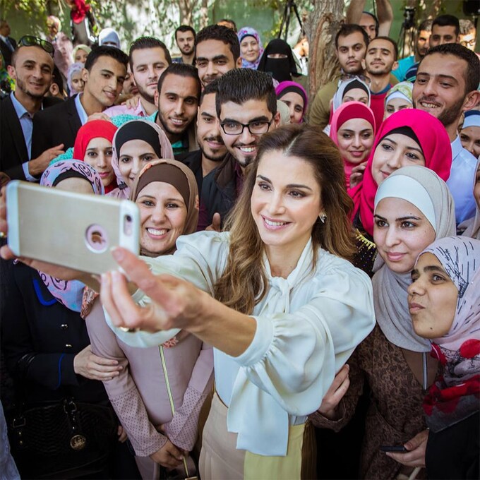 ¿Cómo se convirtió Rania de Jordania en la reina ‘influencer'?