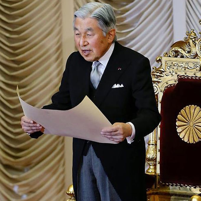 Akihito de Japón vuelve a cancelar sus compromisos por consejo médico