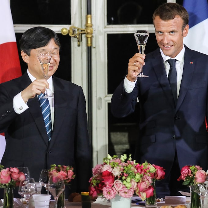 Naruhito de Japón culmina la primera parte de su visita a Francia con un brindis con los Macron en Versalles