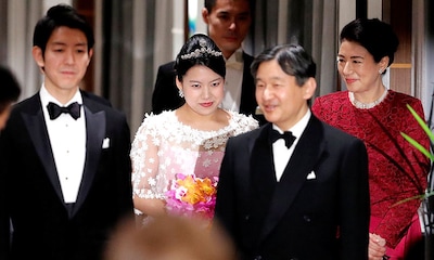 Los futuros emperadores de Japón se vuelcan con la última boda imperial de esta era