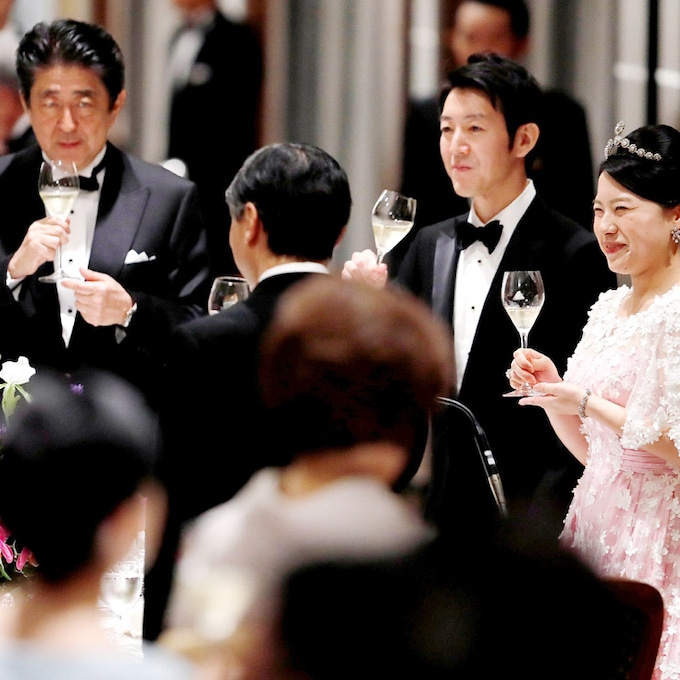 El Gobierno japonés retrasa la decisión sobre el futuro de las mujeres en la Familia Imperial