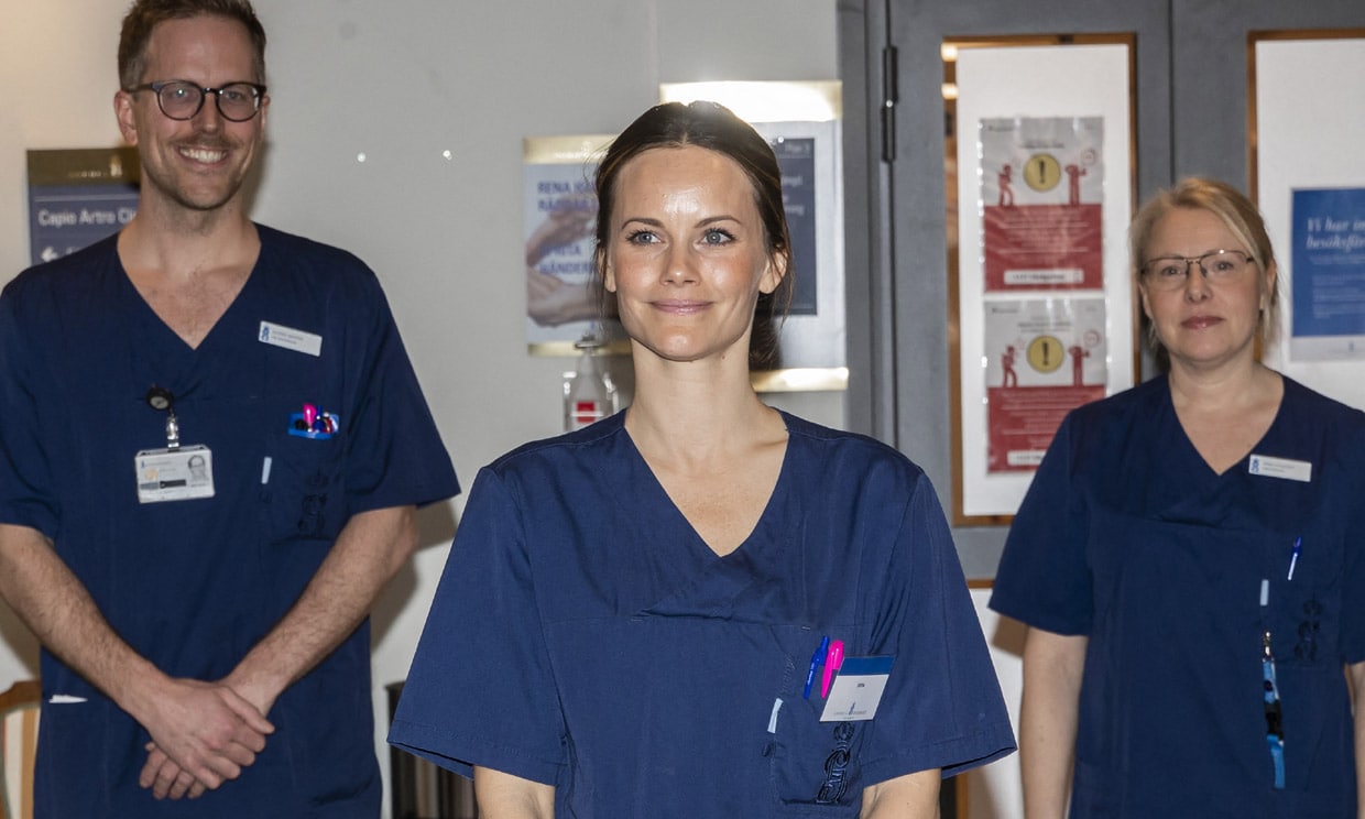 La princesa Sofía de Suecia, con su uniforme de trabajo en el hospital