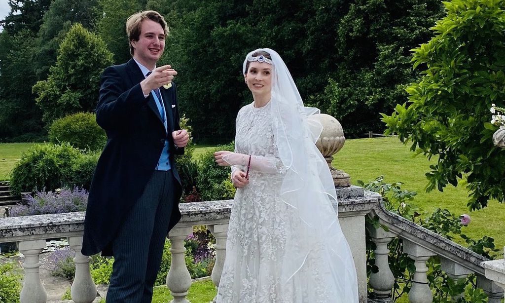 Boda de cuento: Se casa la hija de Noor de Jordania con el nieto del creador de 'Charlie y la fábrica de chocolate'