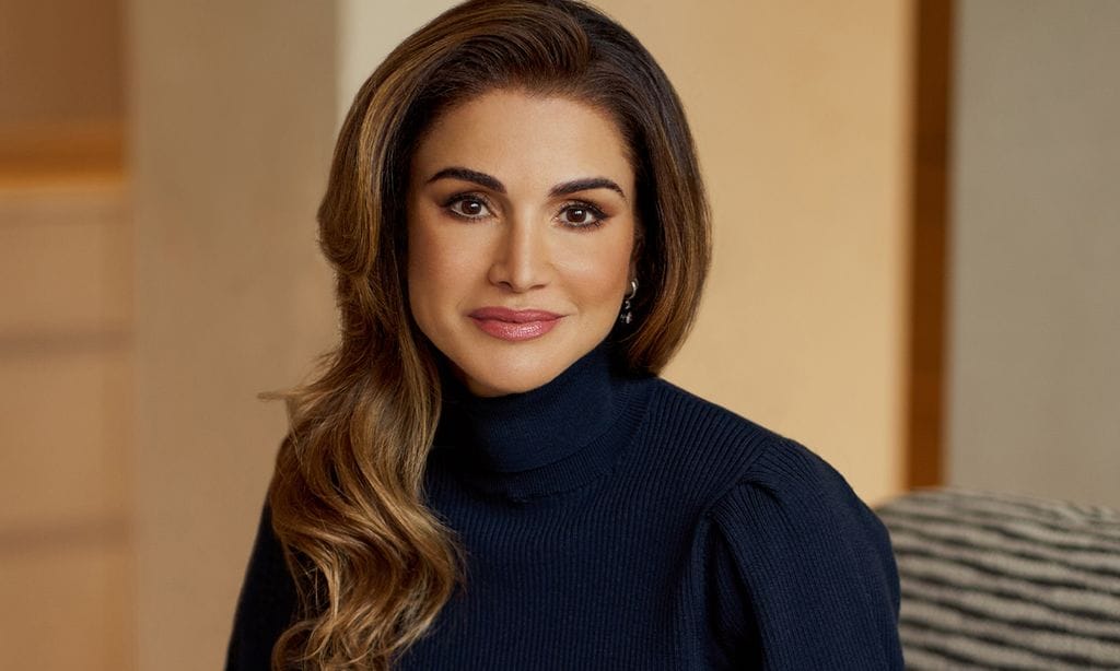 Exclusiva en HELLO!, Rania de Jordania, al cumplir 50 años: 'Mientras los que amo estén sanos no puedo pedir más'