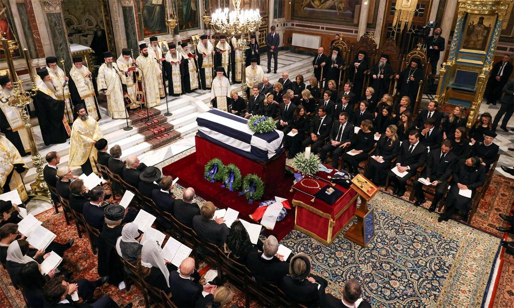 Constantino de Grecia, despedido en Atenas con un solemne funeral digno de Rey