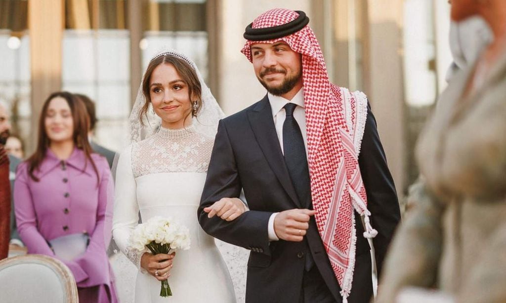 Así ha vivido el príncipe Hussein de Jordania la boda de su hermana, todo un ensayo para la suya