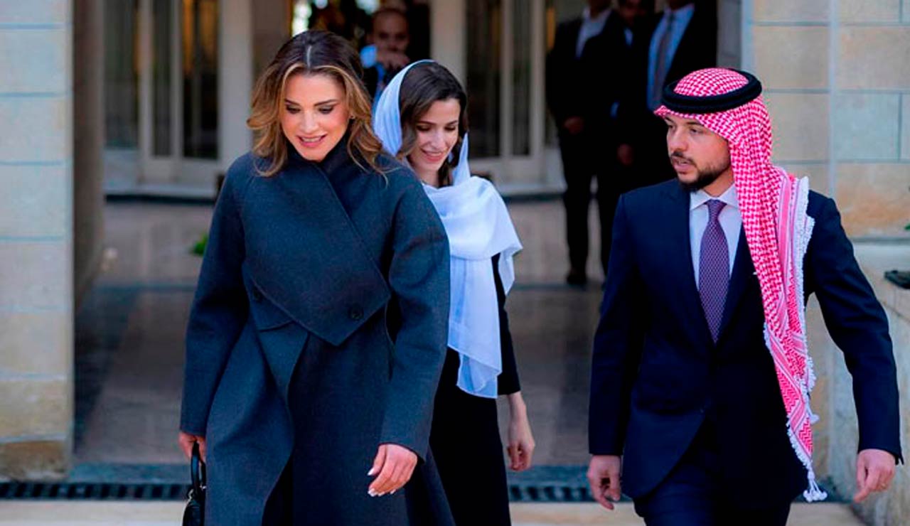 El rey Abdalá de Jordania comienza a celebrar su Jubileo de Plata: del orgullo de Rania al paso al frente de la princesa Rajwa