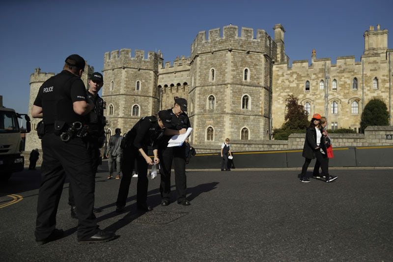  EUGENIA DE YORK Y JACK BROOKSBANK, BODA Y NACIMIENTO DE SU HIJO - Página 2 Windsor-prep-gtres-4-a