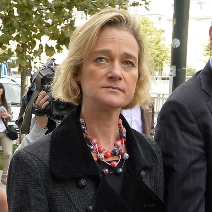 Delphine Boel presiona a Alberto de Bélgica: ahora le reclama una fianza de 5.000 euros diarios 