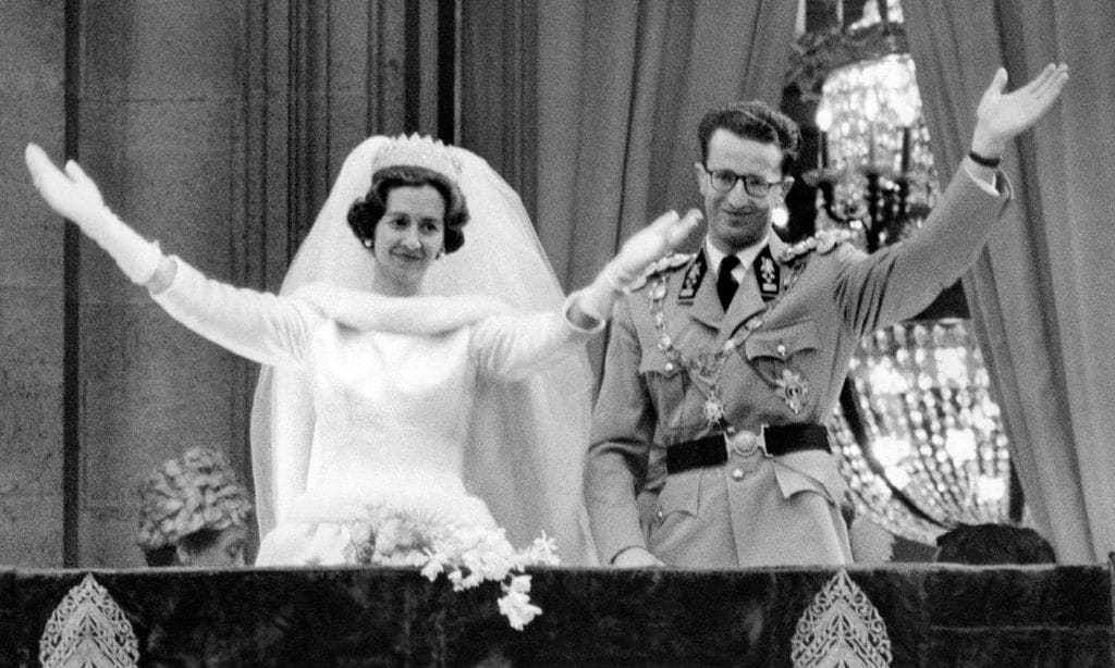 El vestido 'royal' que la serie sobre Balenciaga ha vuelto a la actualidad más de medio siglo después