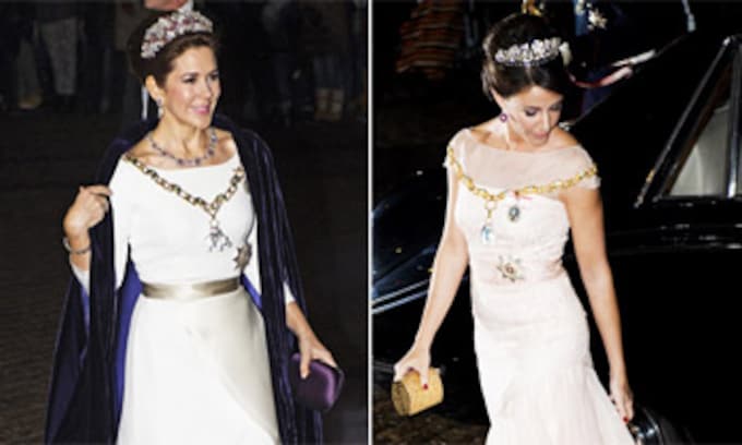 La Familia Real danesa recibe el Año Nuevo con un duelo de elegancia entre princesas