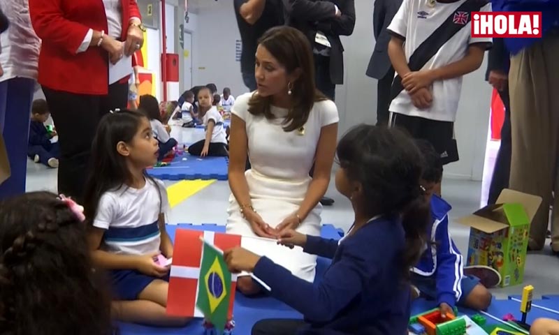 Mary de Dinamarca muestra su lado más maternal en Río de Janeiro