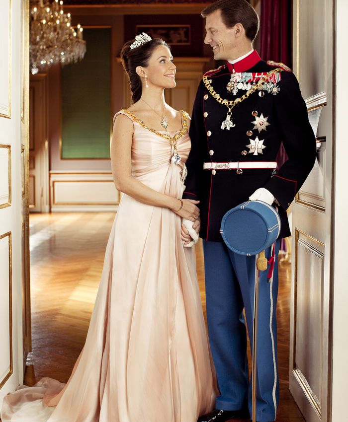 Joaquín y Marie de Dinamarca cumplen diez años de matrimonio en plena
