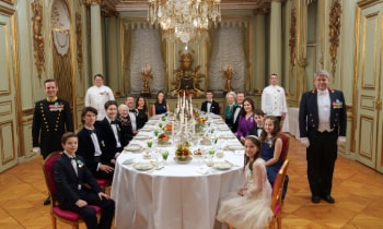La familia real danesa sorprende a la reina Margarita con una cena llena de simbolismo en su Jubileo de Oro