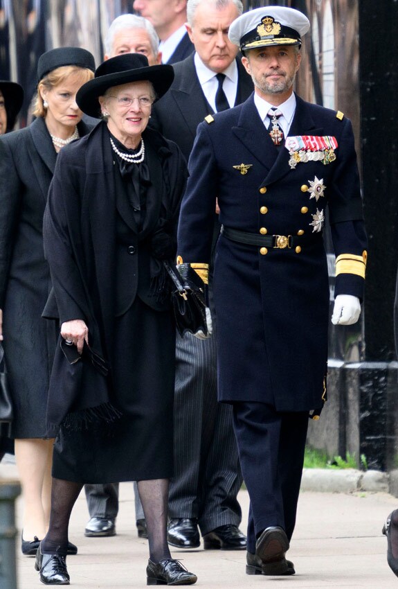 Margarita de Dinamarca da positivo en covid tras acudir al funeral de