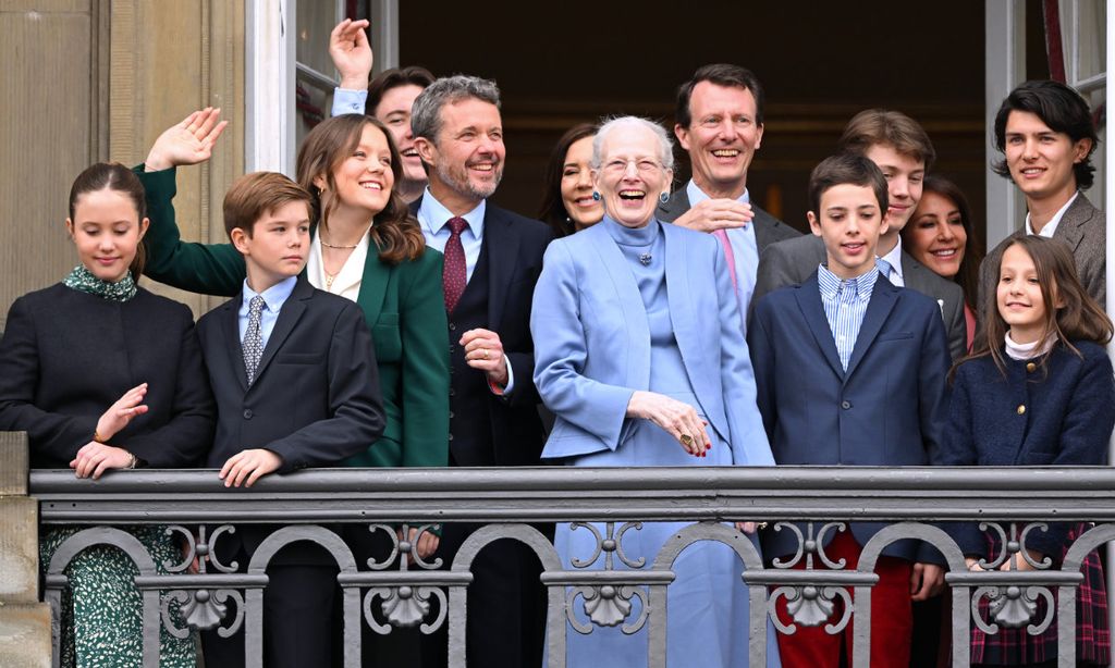 La felicidad de la reina Margarita de Dinamarca al celebrar su 83 cumpleaños arropada por toda su familia