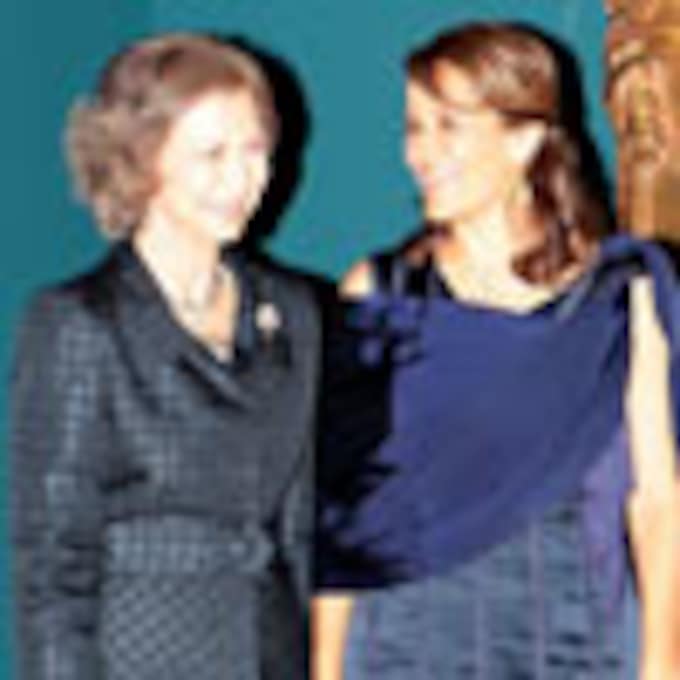 La reina Sofía y la Primera Dama de México, Margarita Zavala, con el arte hispano