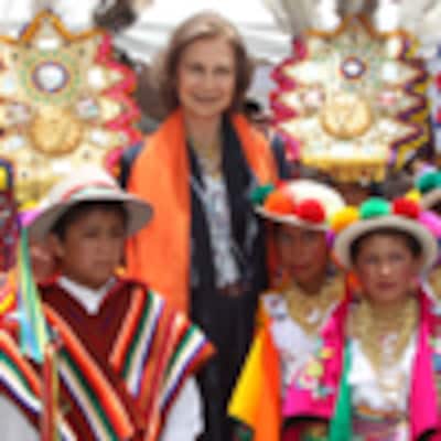 La reina Sofía se despide de Latinoamérica con una celebración llena de colorido y alegría