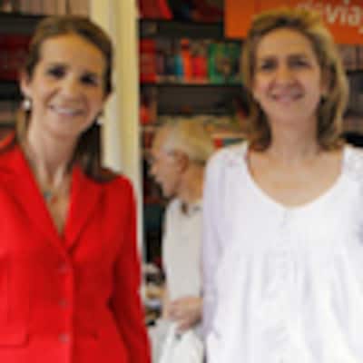 Las infantas Elena y Cristina inauguran la Feria del Libro de Madrid