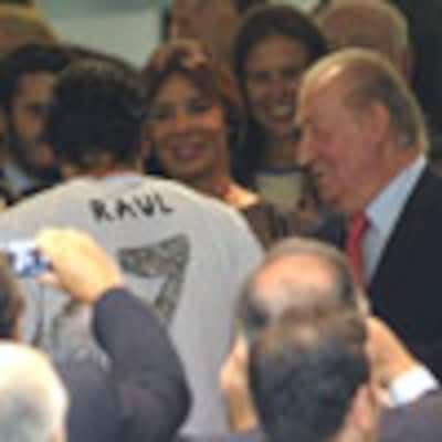 El Rey preside el emotivo homenaje a Raúl, toda una leyenda del Real Madrid