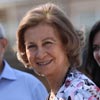 La reina Sofía tiñe sus vacaciones en Mallorca del color de la solidaridad