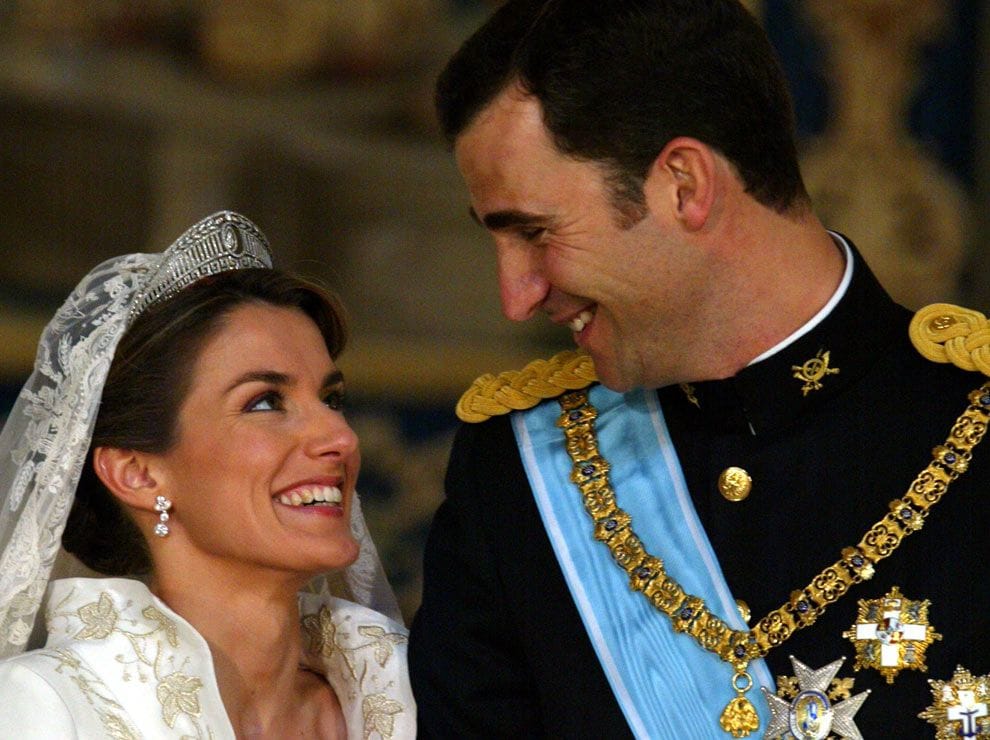 Resultado de imagen para Fotos del matrimonio de matrimonio, Felipe de BorbÃ³n y Grecia, Rey de EspaÃ±a, con DoÃ±a Letizia Ortiz Rocasolano