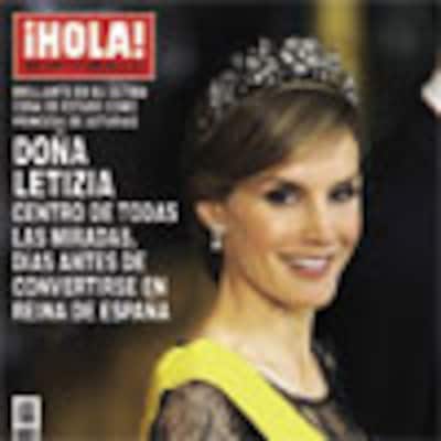 En ¡HOLA!: Doña Letizia, centro de todas las miradas días antes de convertirse en Reina de España