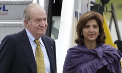 El rey Juan Carlos llega a Colombia, su primer viaje oficial tras su abdicación