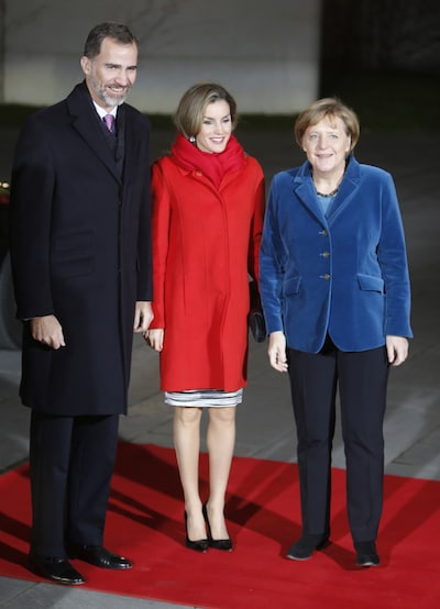 Los Reyes emprenden su primera visita oficial a Alemania entre elogios