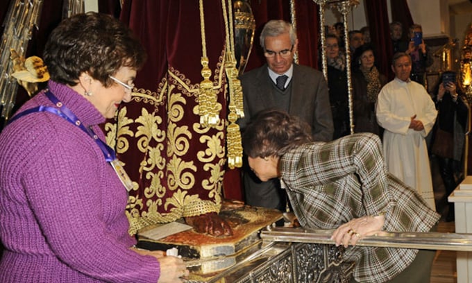 La tradición del Cristo de Medinaceli nos devuelve a la reina Sofía tras varios meses de ausencia