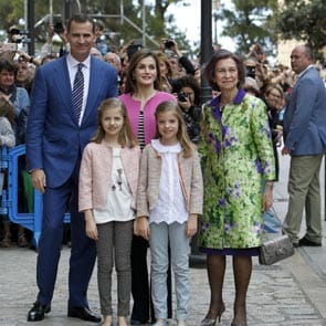 La princesa Leonor y la infanta Sofía, alegría primaveral en la Misa de Pascua de Palma