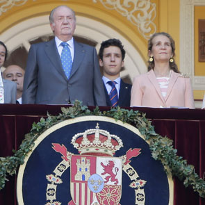 Felipe de Marichalar reaparece a su regreso a España acompañando al rey Juan Carlos