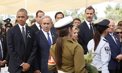 El rey Felipe asiste al funeral de Estado de Simon Peres junto a líderes de todo el mundo