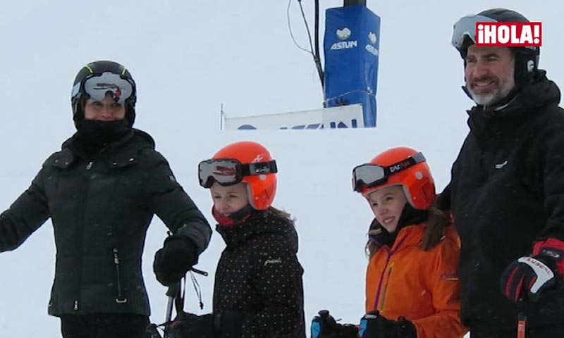 En vídeo: La soltura de la princesa Leonor y la infanta Sofía esquiando