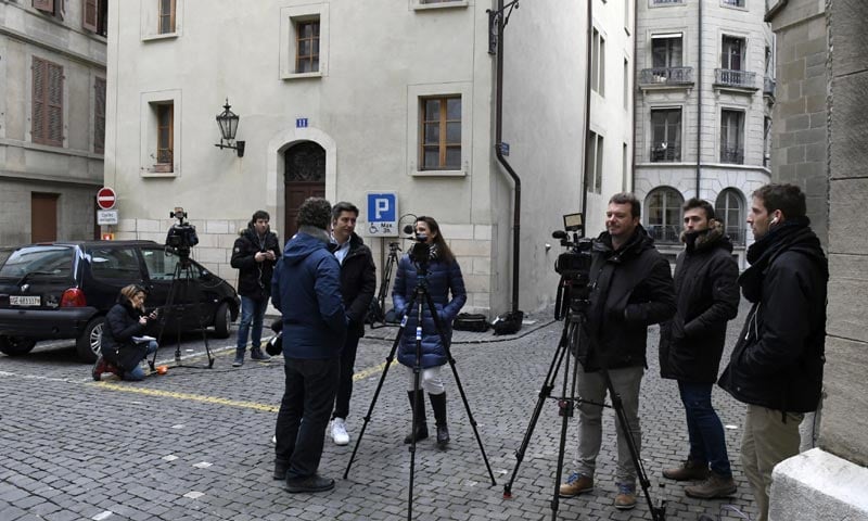 La prensa en la casa de la infanta en Ginebra