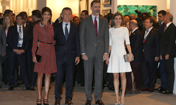 Los Reyes disfrutaron de ARCO junto al Presidente y la Primera Dama de Argentina mientras se decidía el futuro de Urdangarin 