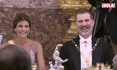 La corrección a tiempo de la Reina, la simpática broma del Presidente sobre su hija Antonia... las anécdotas para la posteridad de una gran cena de gala