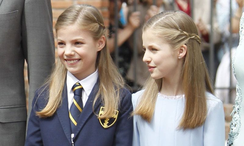 Muchas sonrisas y 'un poquito' de nervios: su Primera Comunión, un día inolvidable para la infanta Sofía