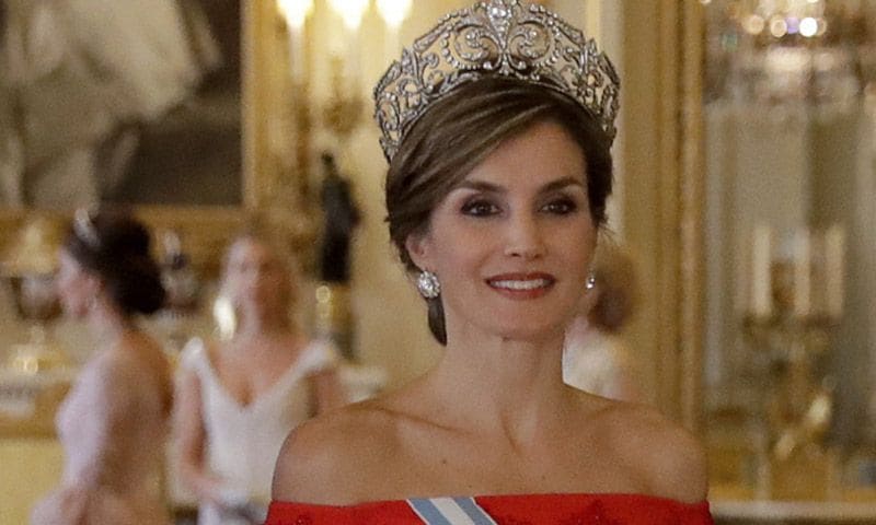 La Reina ‘reina’ en la prensa del Reino Unido
