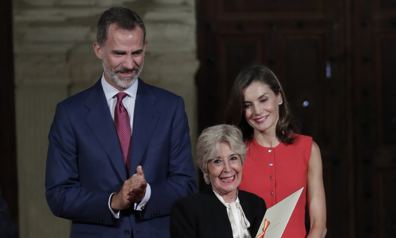 Los Reyes presiden los Premios Nacionales de Cultura