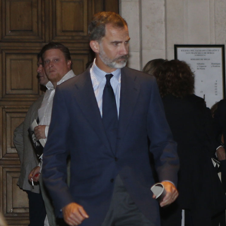 El rey Felipe VI asiste al funeral de su tutora Pura Sotillo en Madrid