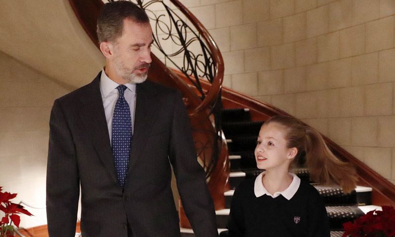 El Rey celebra hoy sus cincuenta años imponiendo el Toisón de Oro a la princesa Leonor