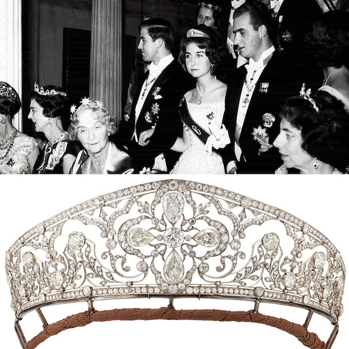 Subastan en Londres una tiara que perteneció a la abuela del rey Juan Carlos
