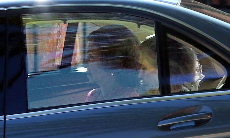 La reina Sofía visita, junto a su hermana, a Pilar de Borbón en el día más complicado para su hija y su yerno