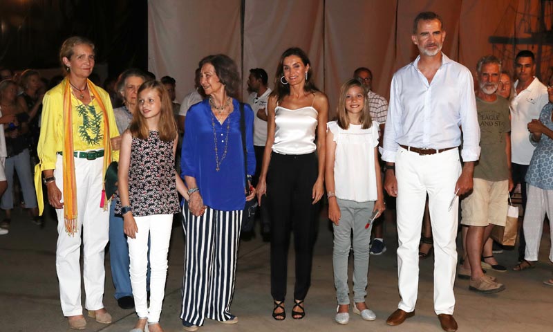 Los Reyes y sus hijas en un concierto en Mallorca